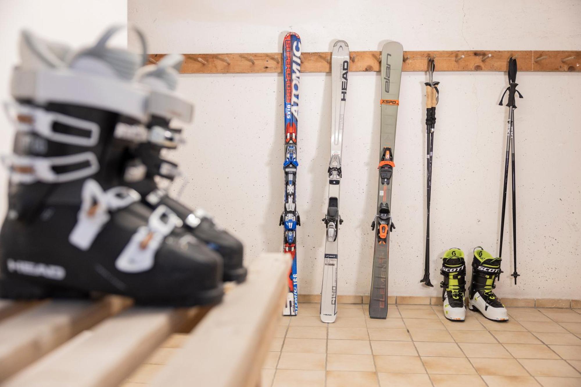 Zum Hüttenklaus - 12 Personen Gruppenunterkunft In Den Bergen Mit Eigenem Badezuber Ferienhaus Bad Hindelang