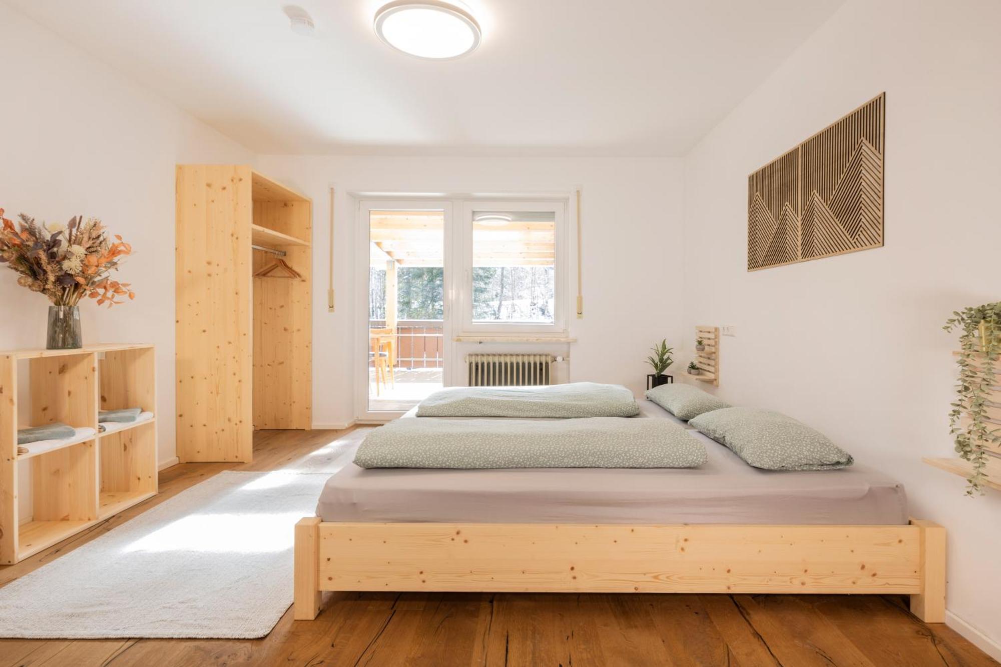 Zum Hüttenklaus - 12 Personen Gruppenunterkunft In Den Bergen Mit Eigenem Badezuber Ferienhaus *